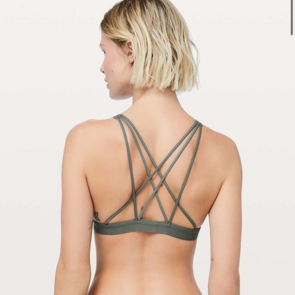 Lululemon A Little Bit Closer Bralette